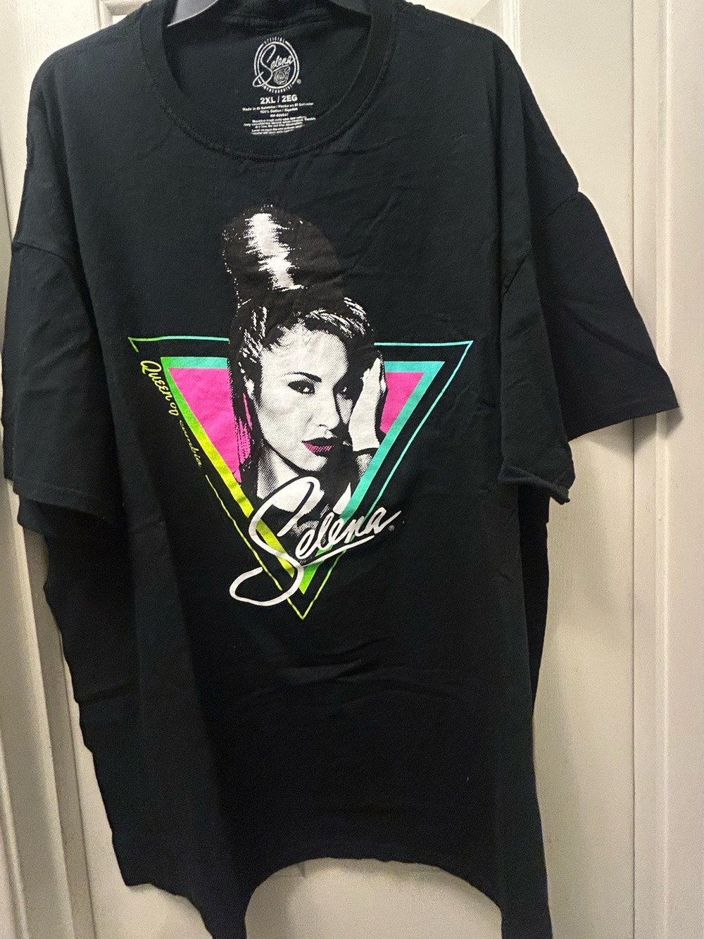 Retro Selena Quintanilla Tejano Queen of cumbia Graphic Tee